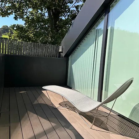 Staveleau Villa *